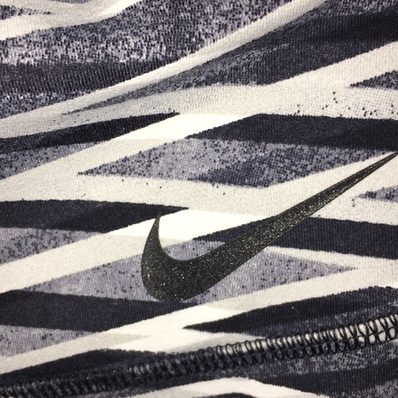 Nike Dri-fit workout leggings black white and gray yoga pants size small​​​​ - Picture 8 of 10